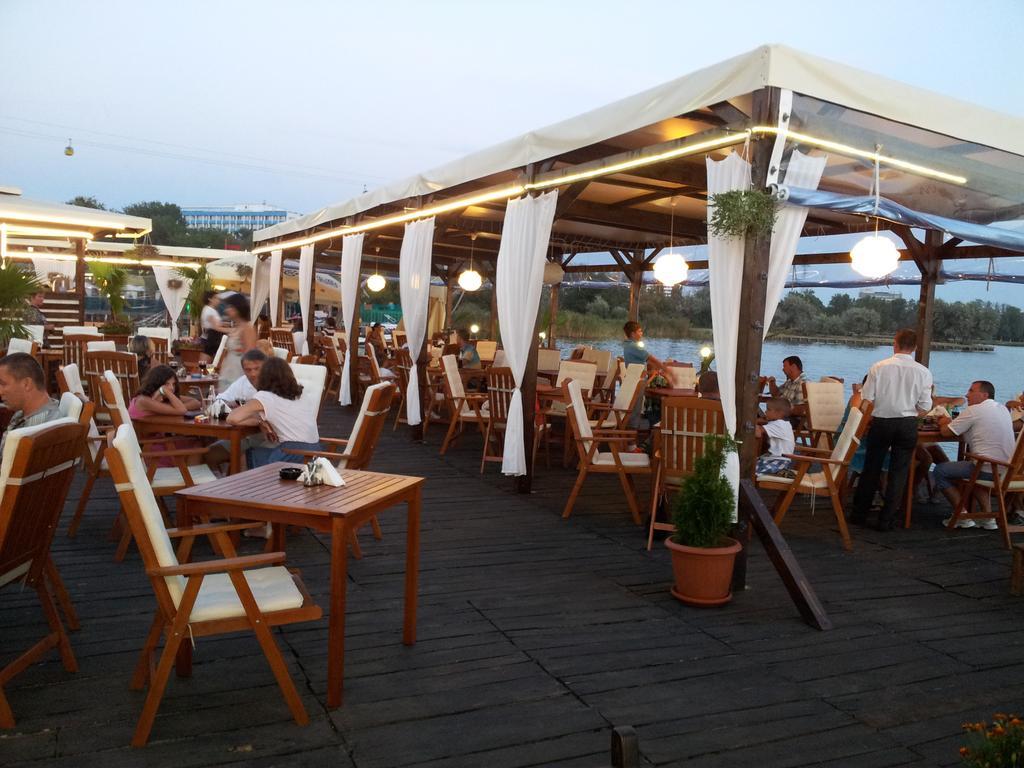 Hotel Florida Mamaia Exterior foto